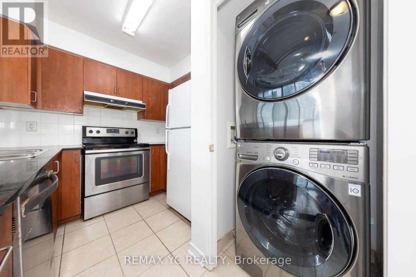 2410 - 5500 YONGE STREET - Photo 6