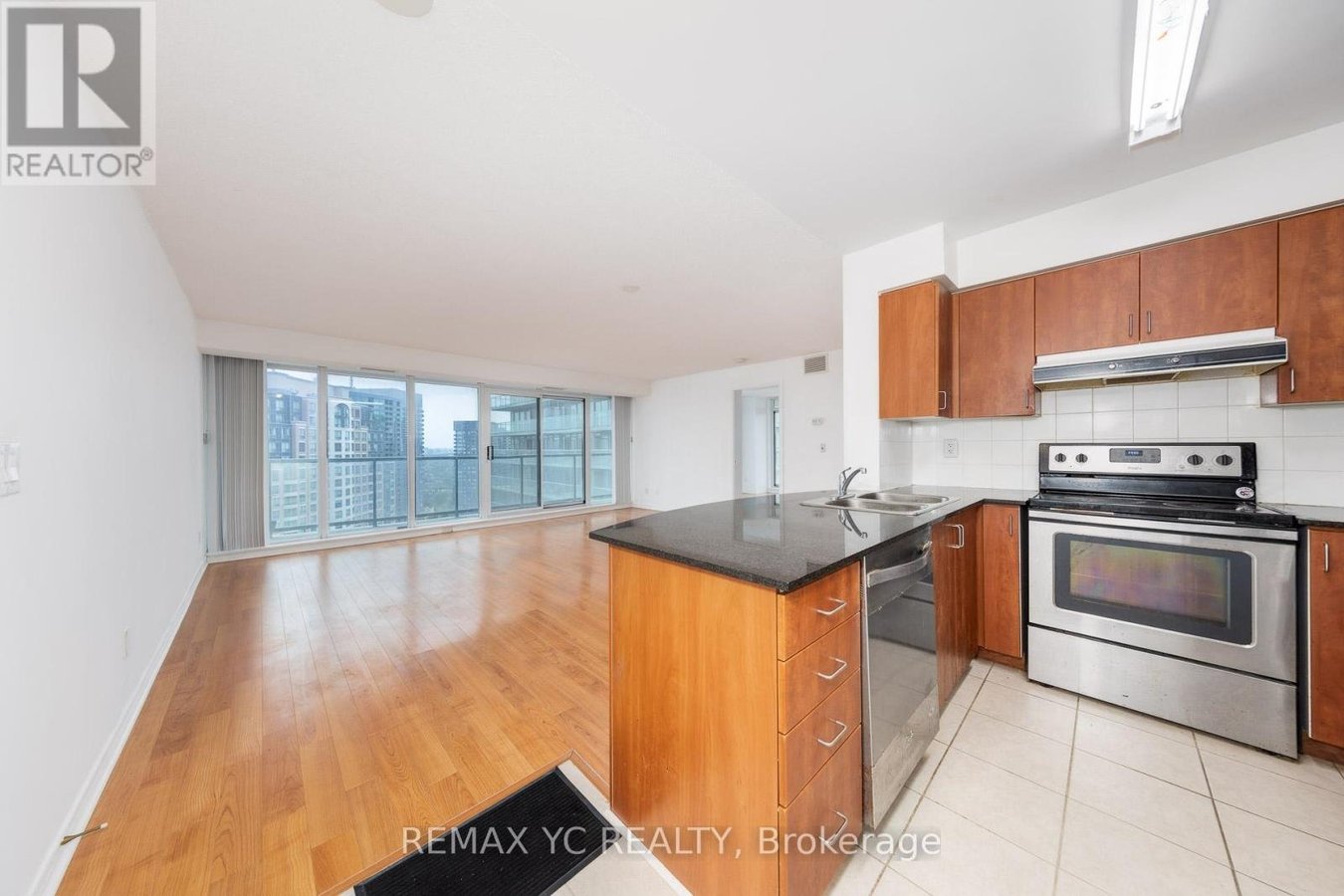 2410 - 5500 YONGE STREET - Photo 7
