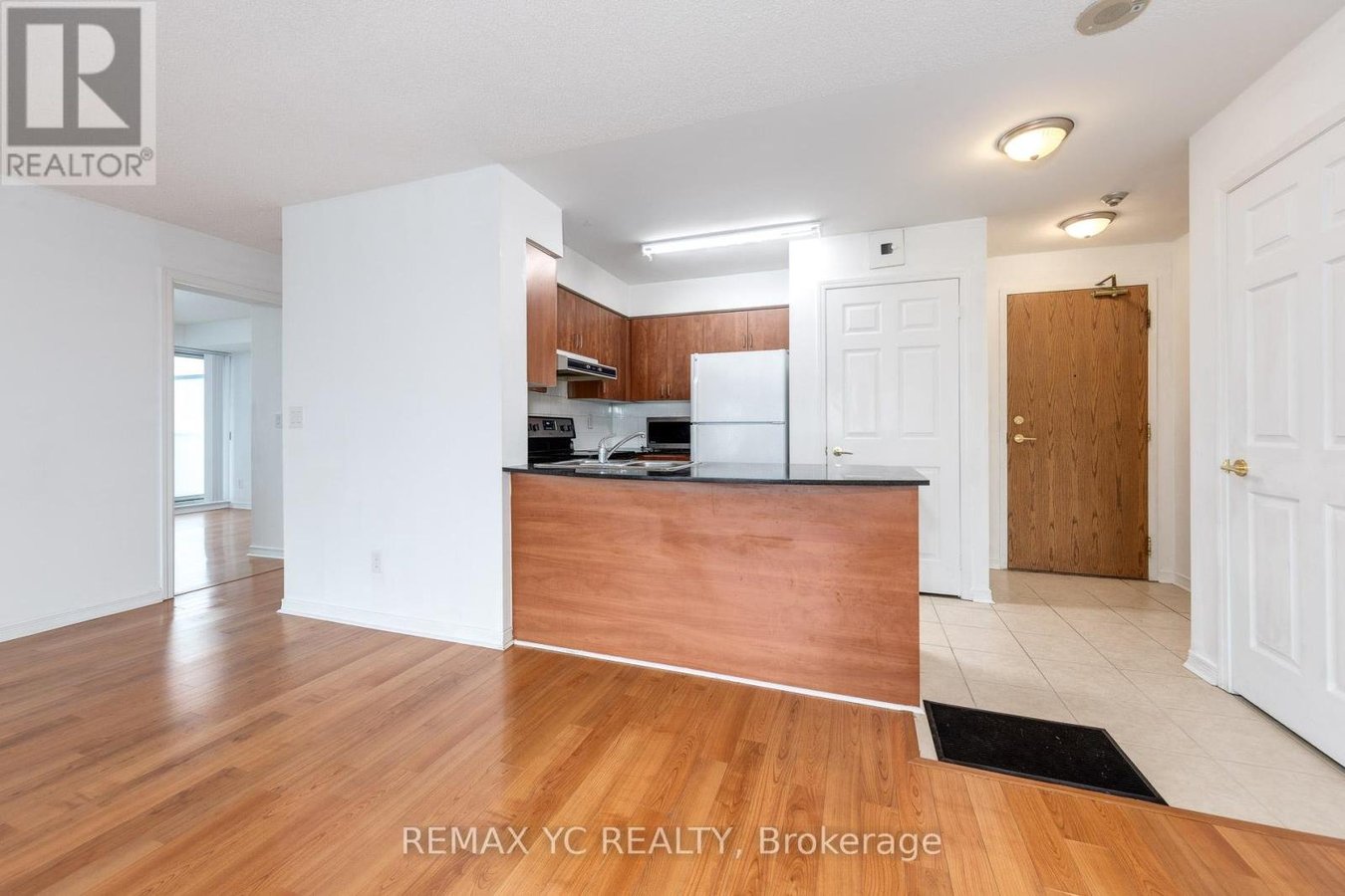 2410 - 5500 YONGE STREET - Photo 8