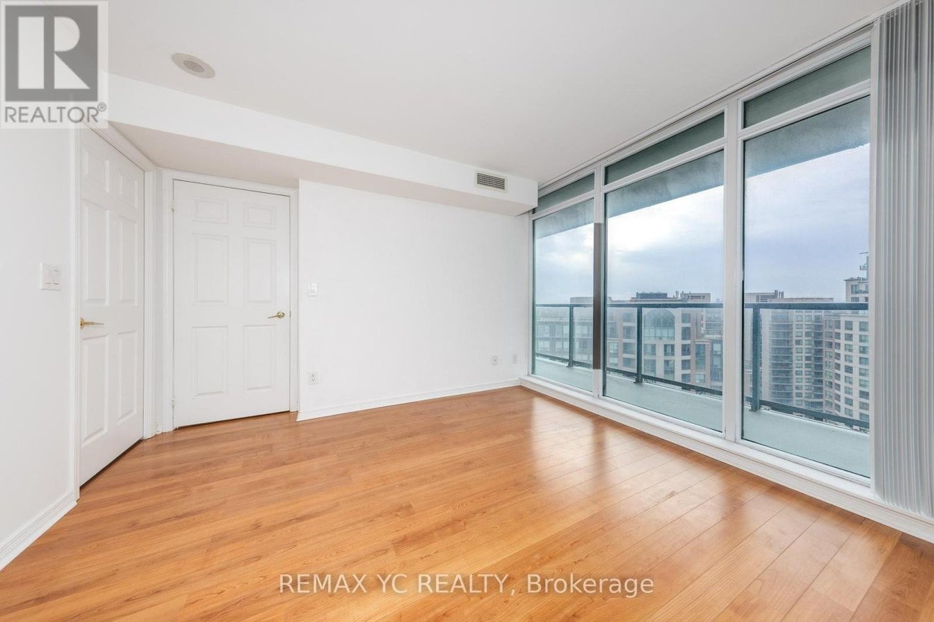 2410 - 5500 YONGE STREET - Photo 16