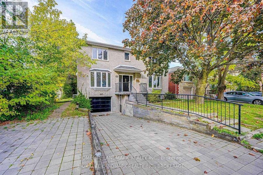 44 FRONTENAC AVENUE - Photo 1