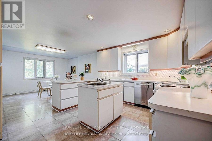 44 FRONTENAC AVENUE - Photo 9