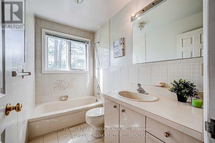 44 FRONTENAC AVENUE - Photo 13