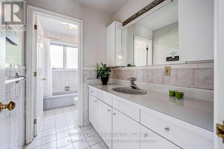 44 FRONTENAC AVENUE - Photo 31