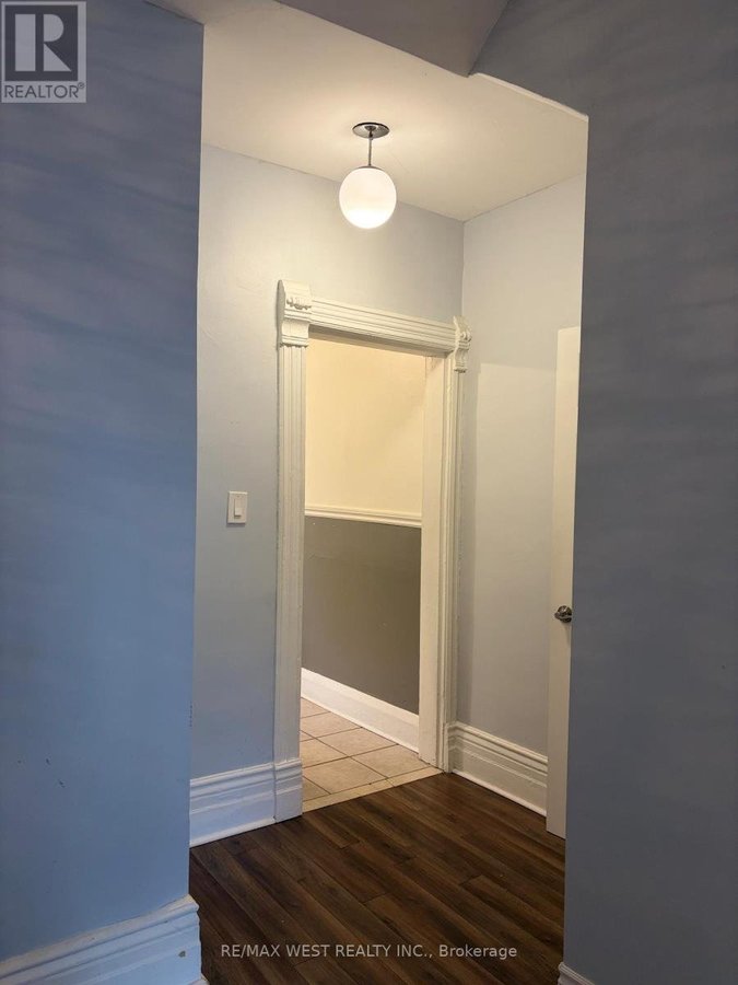 MAIN/BSMT - 108 SPRINGHURST AVENUE - Photo 9