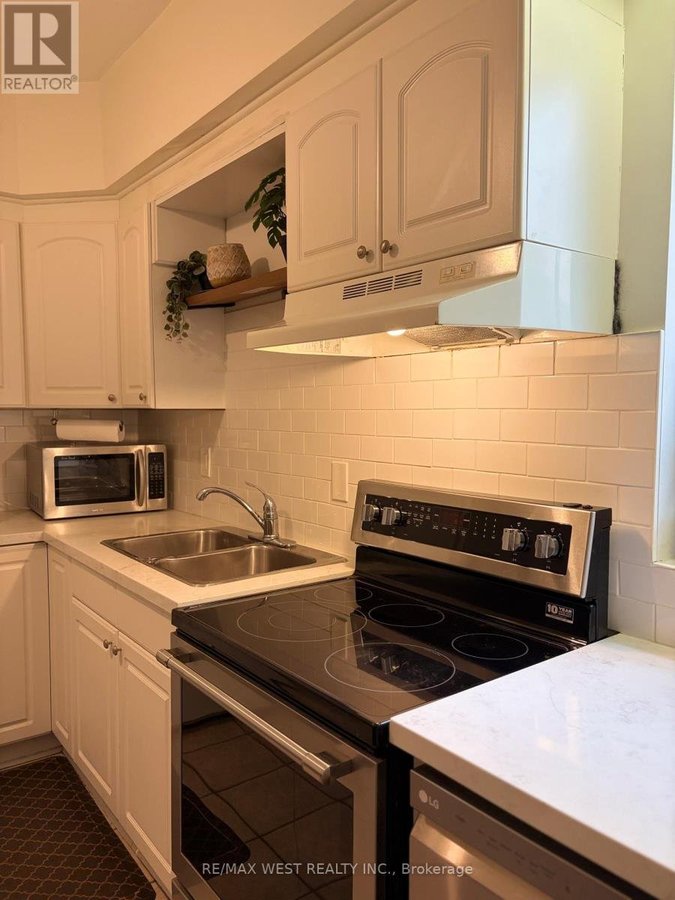 MAIN/BSMT - 108 SPRINGHURST AVENUE - Photo 14