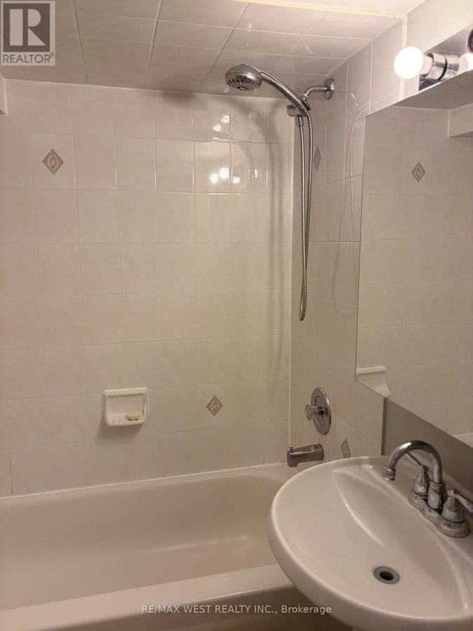 MAIN/BSMT - 108 SPRINGHURST AVENUE - Photo 22