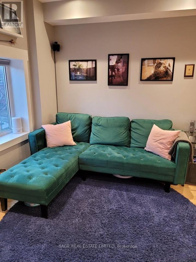 UPPER - 108 PEARSON AVENUE - Photo 7