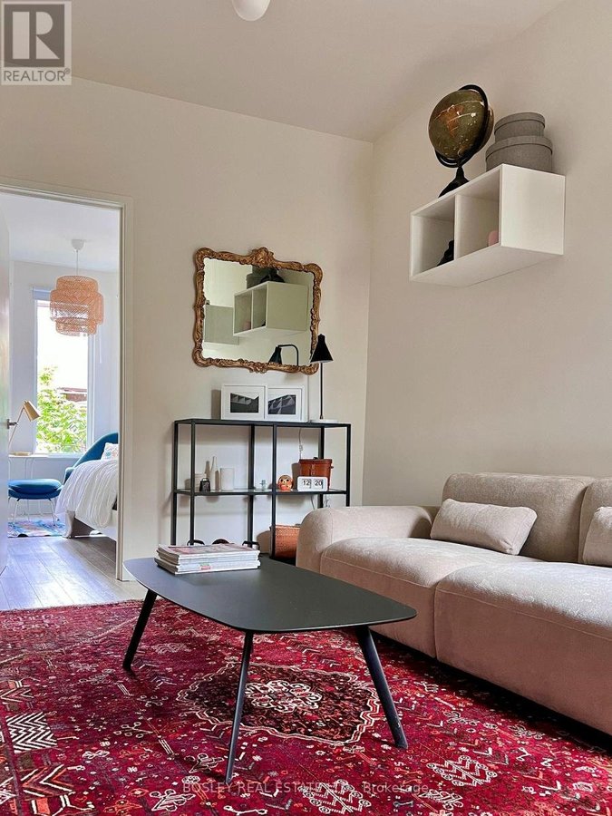 MAIN FLOOR - 41 HENDERSON AVENUE - Photo 7