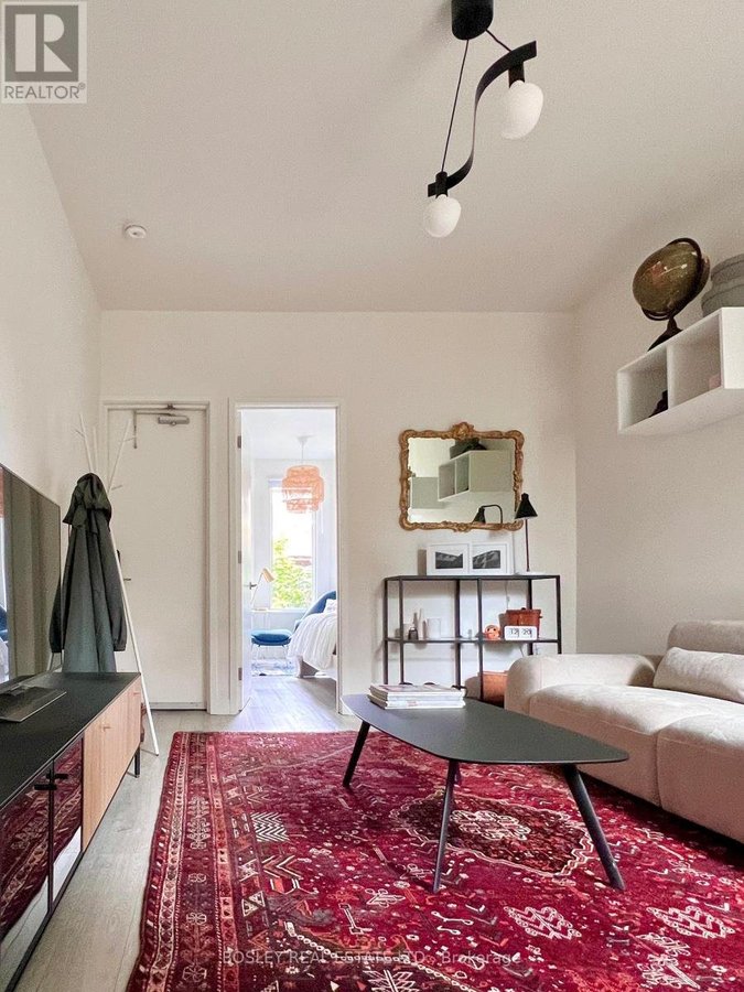 MAIN FLOOR - 41 HENDERSON AVENUE - Photo 12