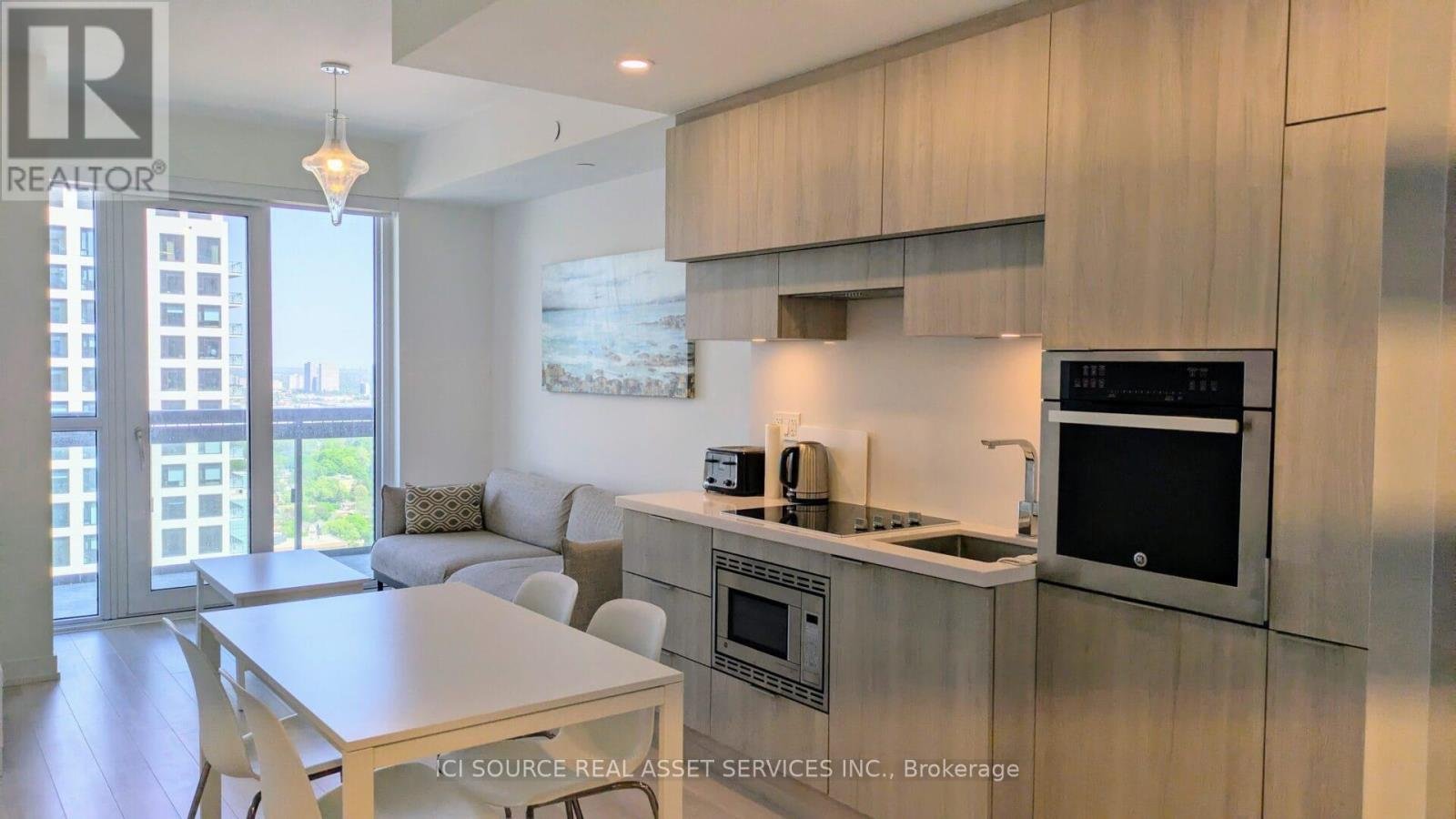 3210 - 39 ROEHAMPTON AVENUE - Photo 1