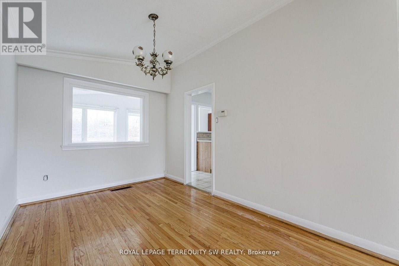 35 EUPHRASIA DRIVE - Photo 12