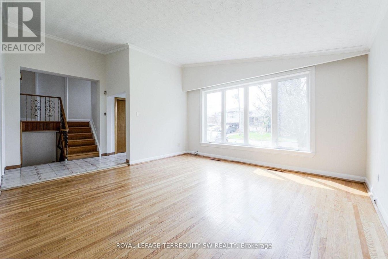 35 EUPHRASIA DRIVE - Photo 20