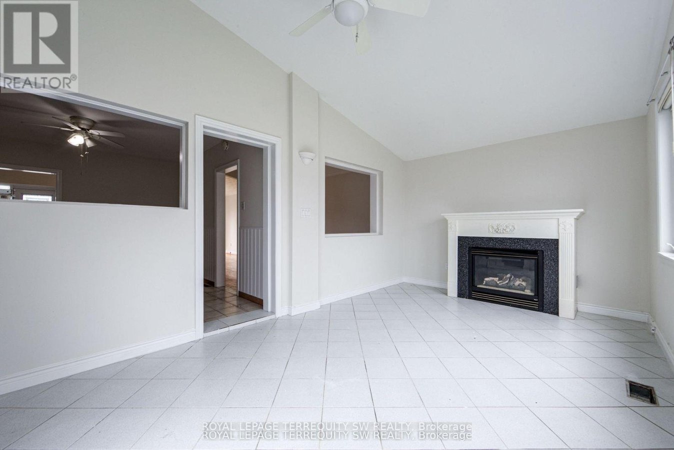 35 EUPHRASIA DRIVE - Photo 23