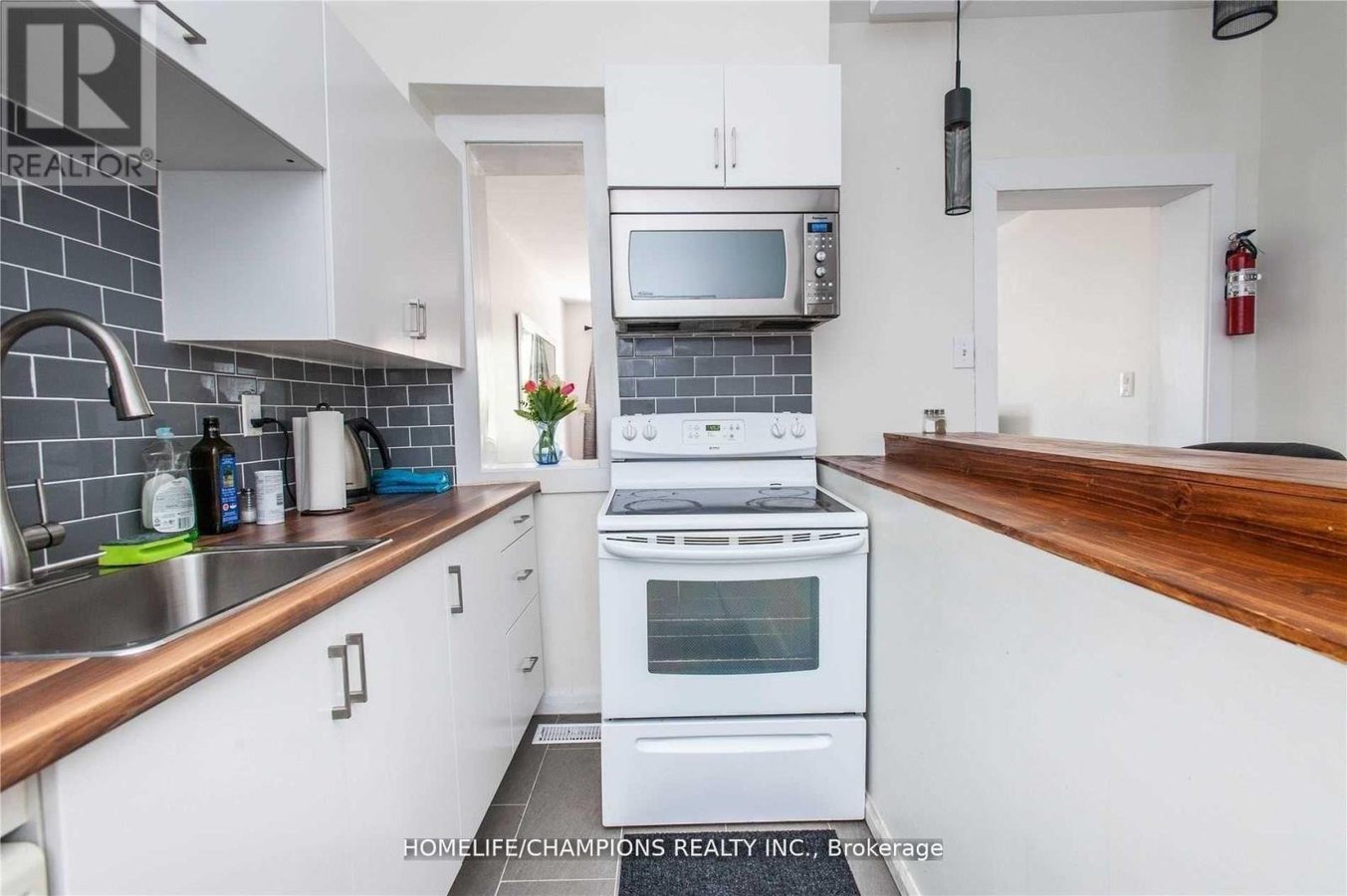 106 LAMB AVENUE - Photo 5