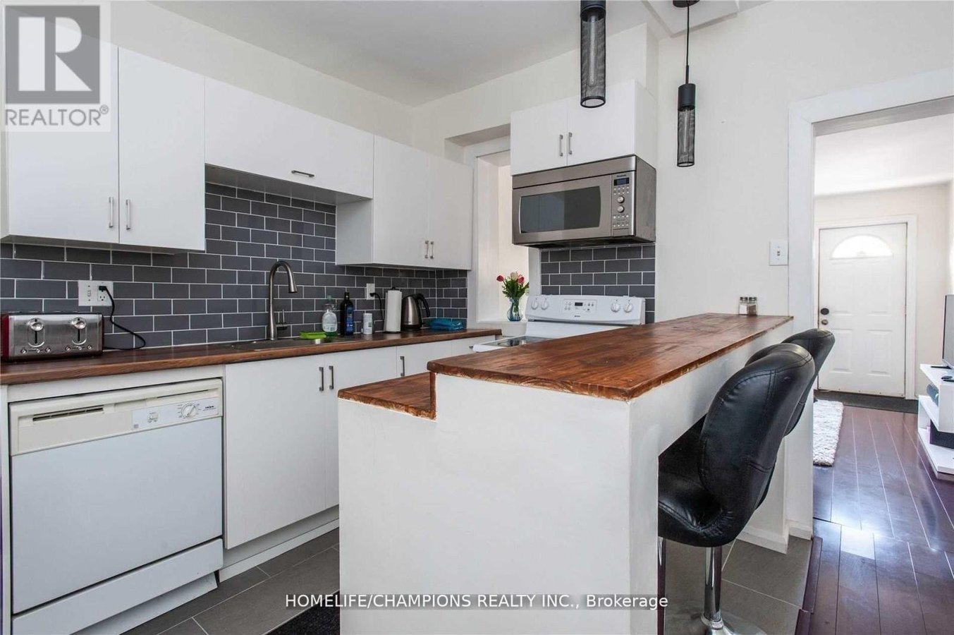 106 LAMB AVENUE - Photo 6