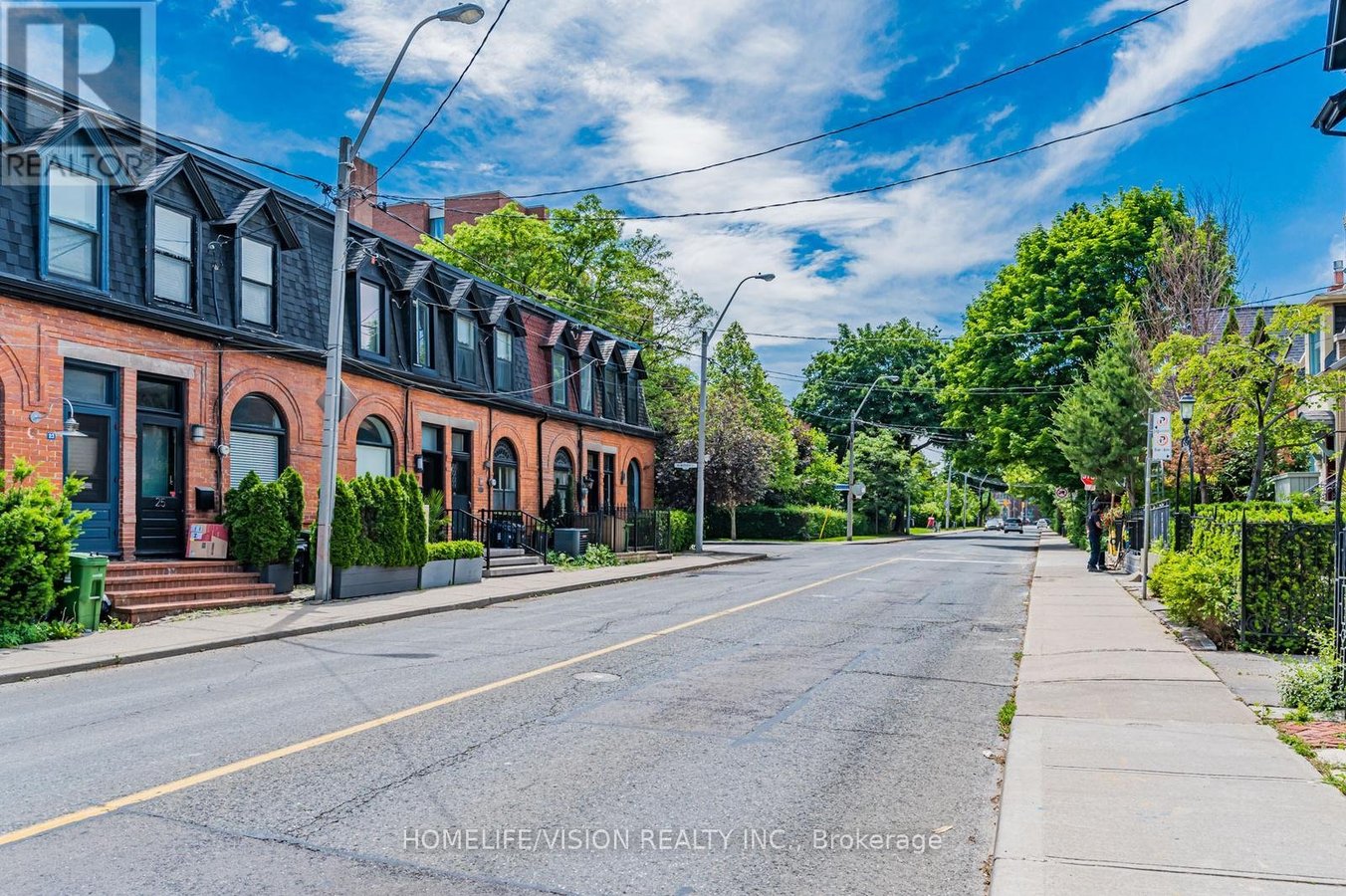 31 BELMONT STREET - Photo 2