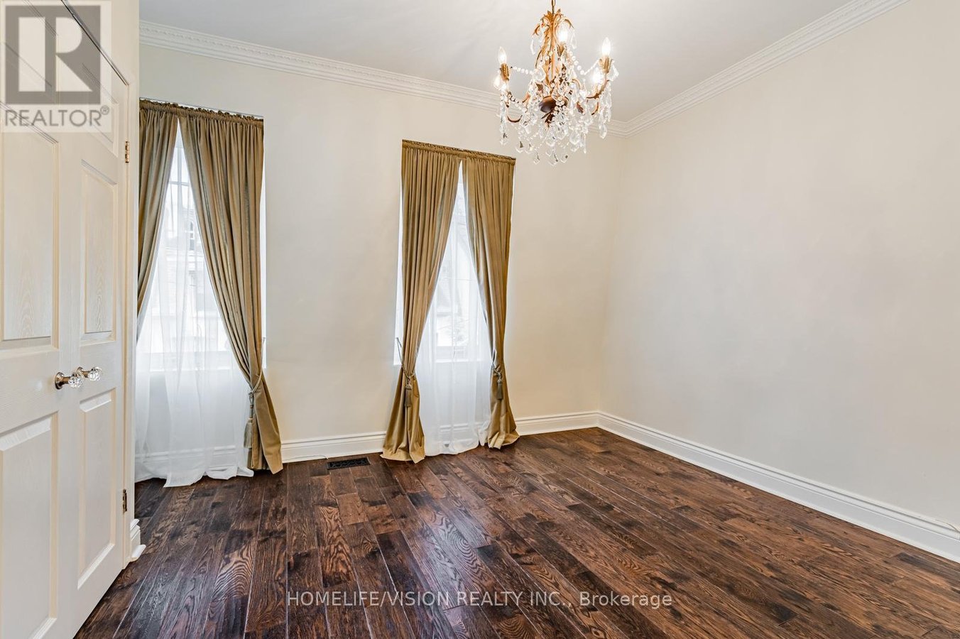 31 BELMONT STREET - Photo 12