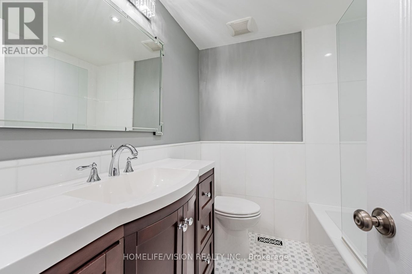 31 BELMONT STREET - Photo 15