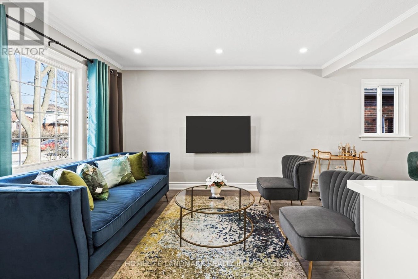 107 PARKLEA DRIVE - Photo 2