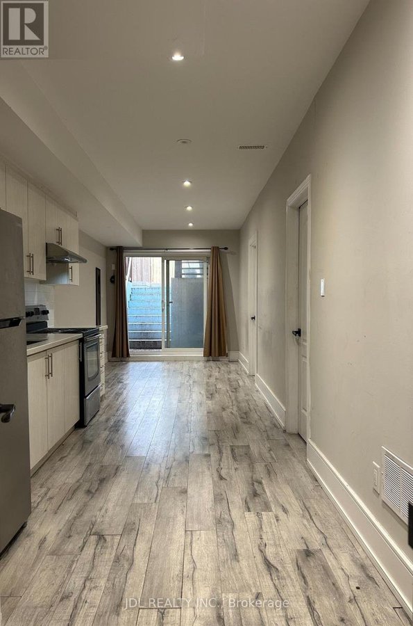 BASEMENT - 105B PITT AVE. AVENUE - Photo 2