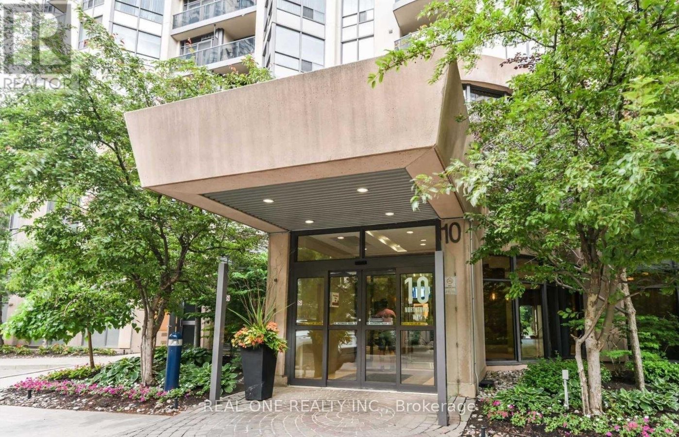 1309 - 10 NORTHTOWN WAY - Photo 2