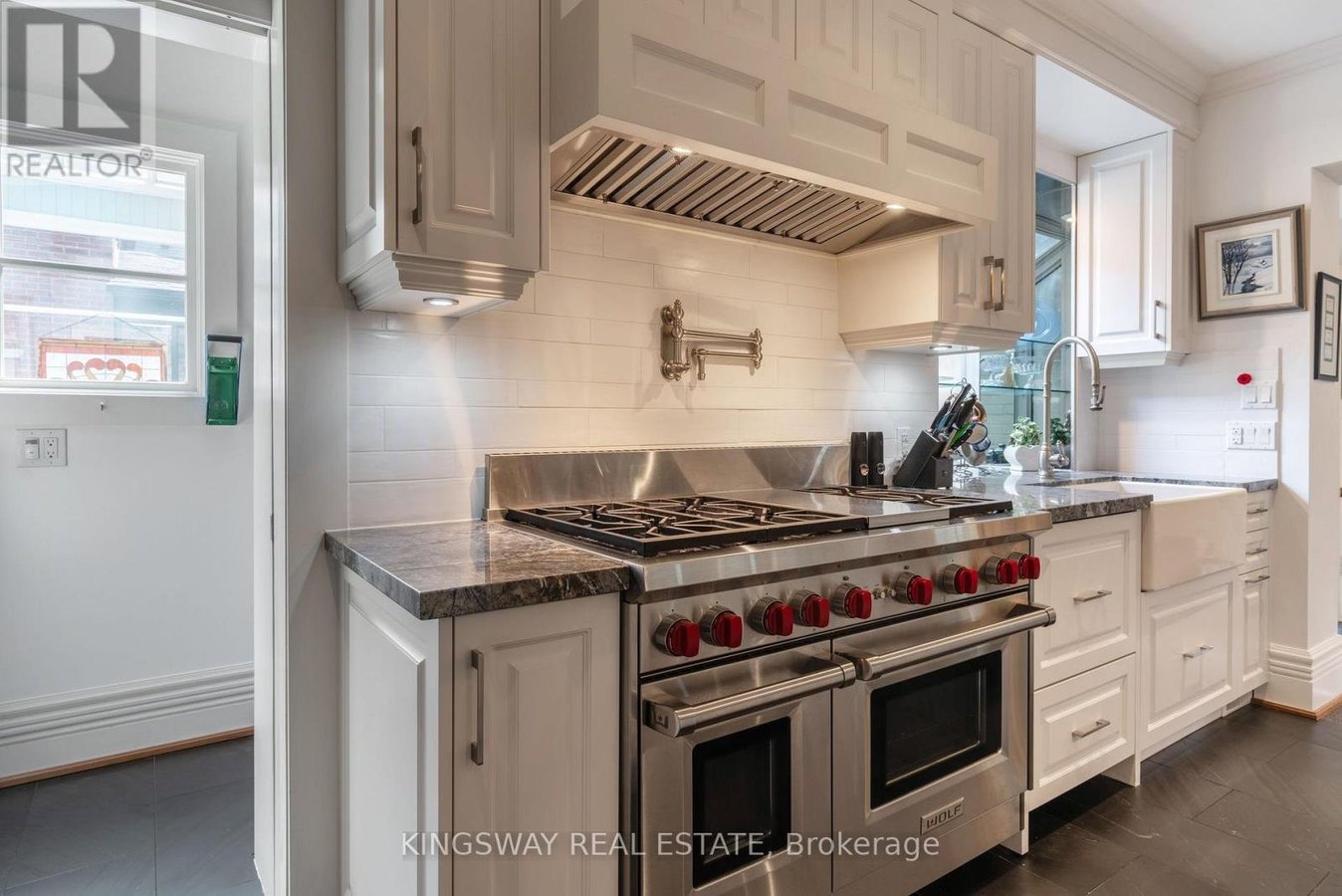 166 HIGH PARK AVENUE - Photo 14