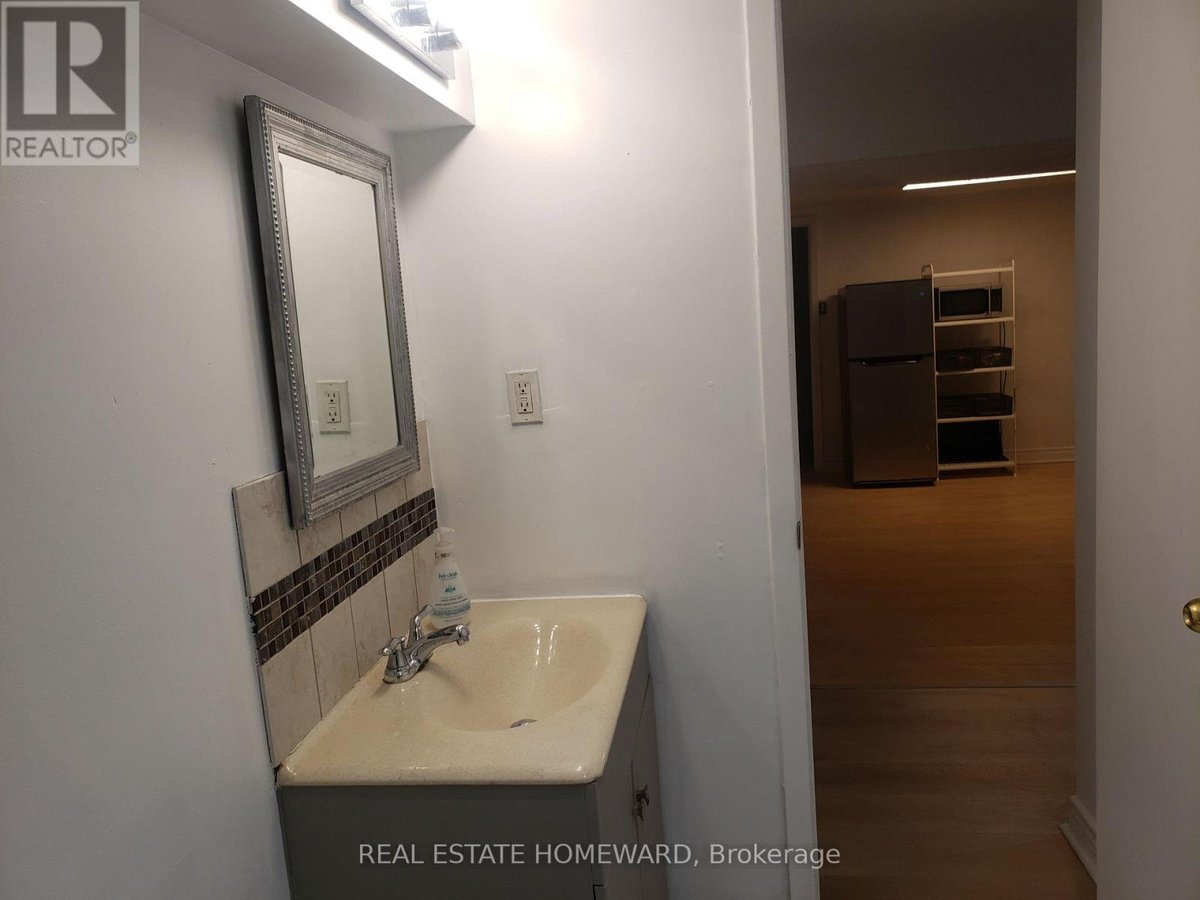 3 - 697 DUPONT STREET - Photo 7