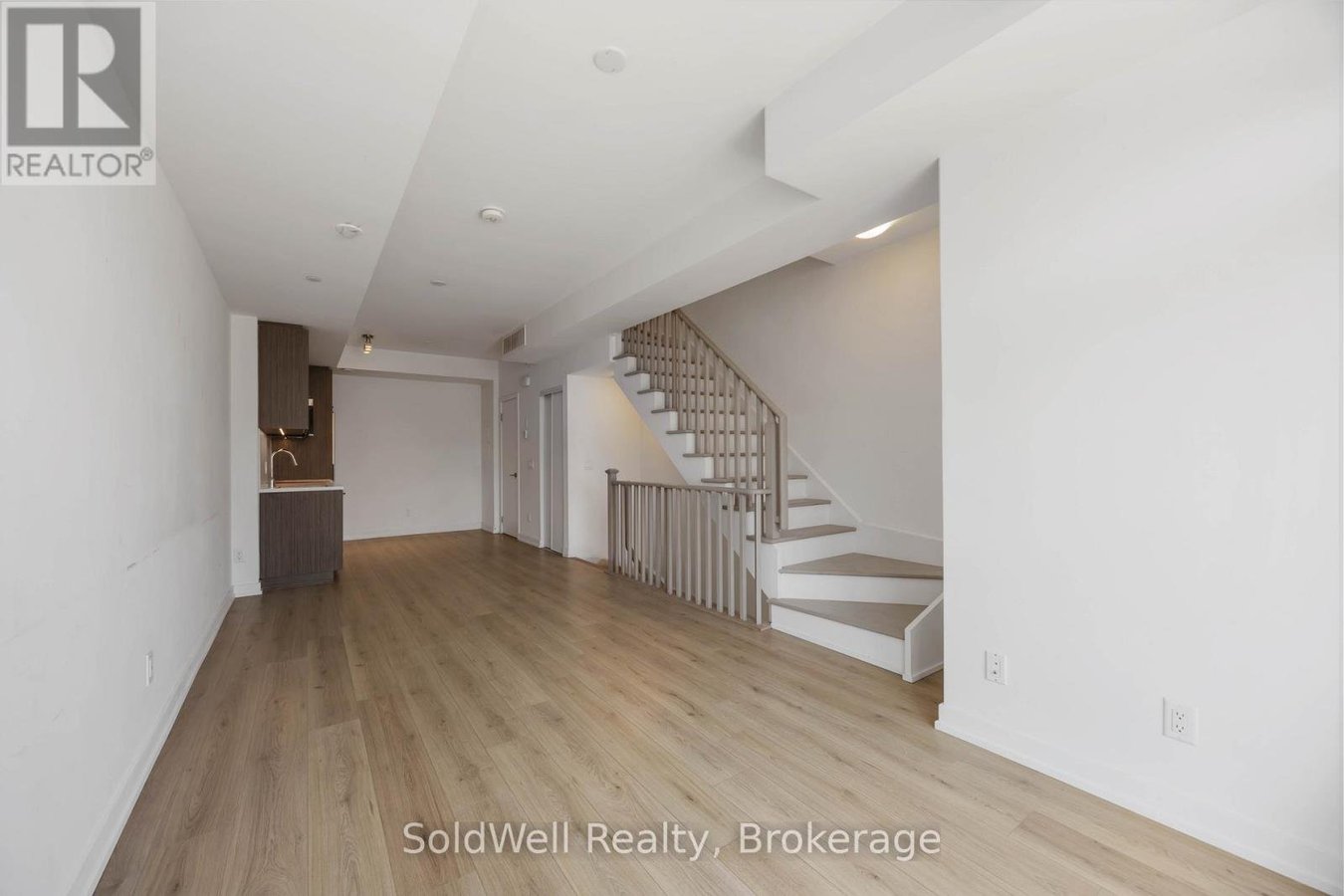 14 - 266 FINCH AVENUE E - Photo 11