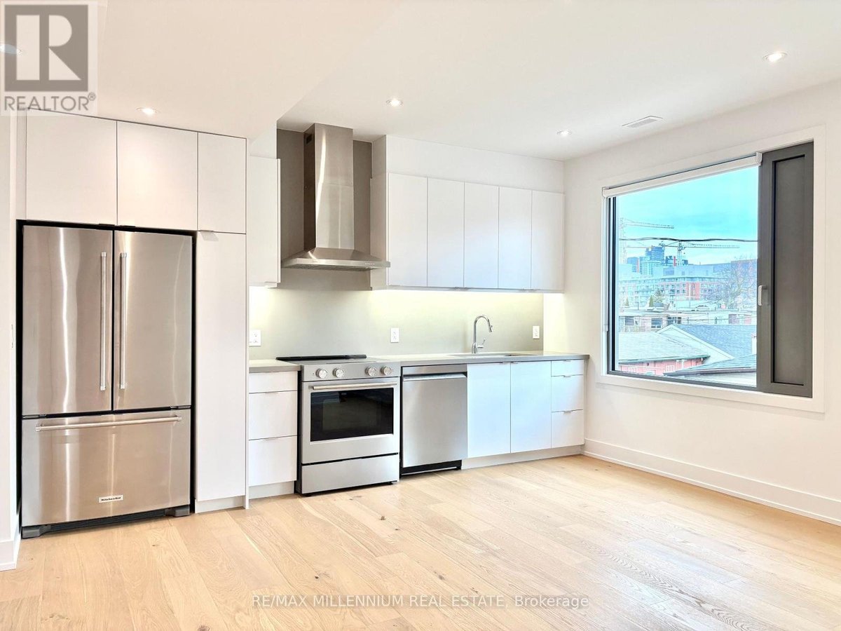 2 - 155 DOVERCOURT ROAD - Photo 2
