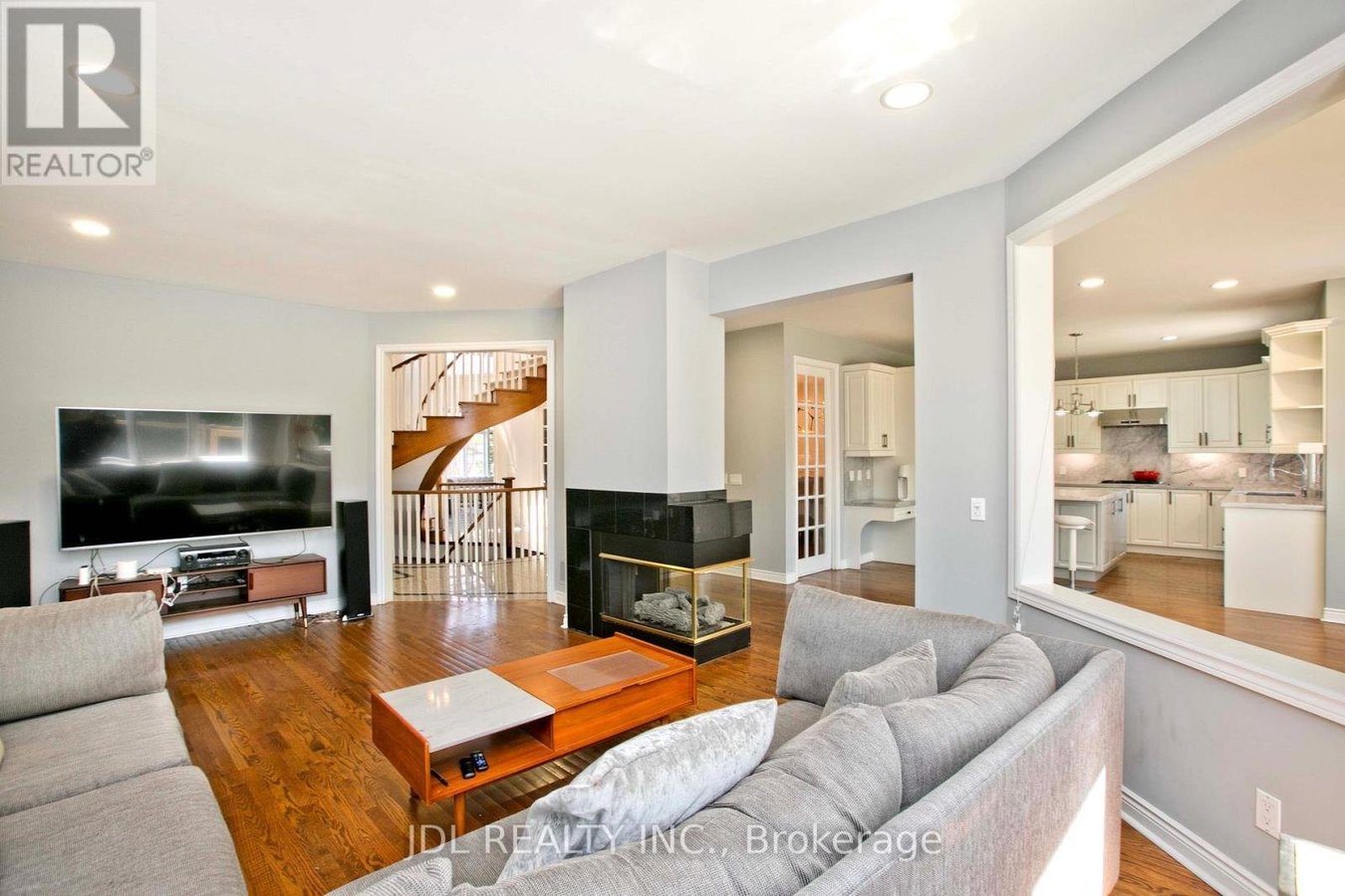 53 ALDERSHOT CRESCENT - Photo 17