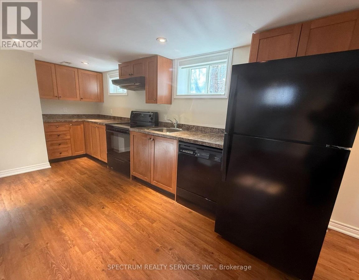 LOWER - 1002 WESTON ROAD - Photo 2