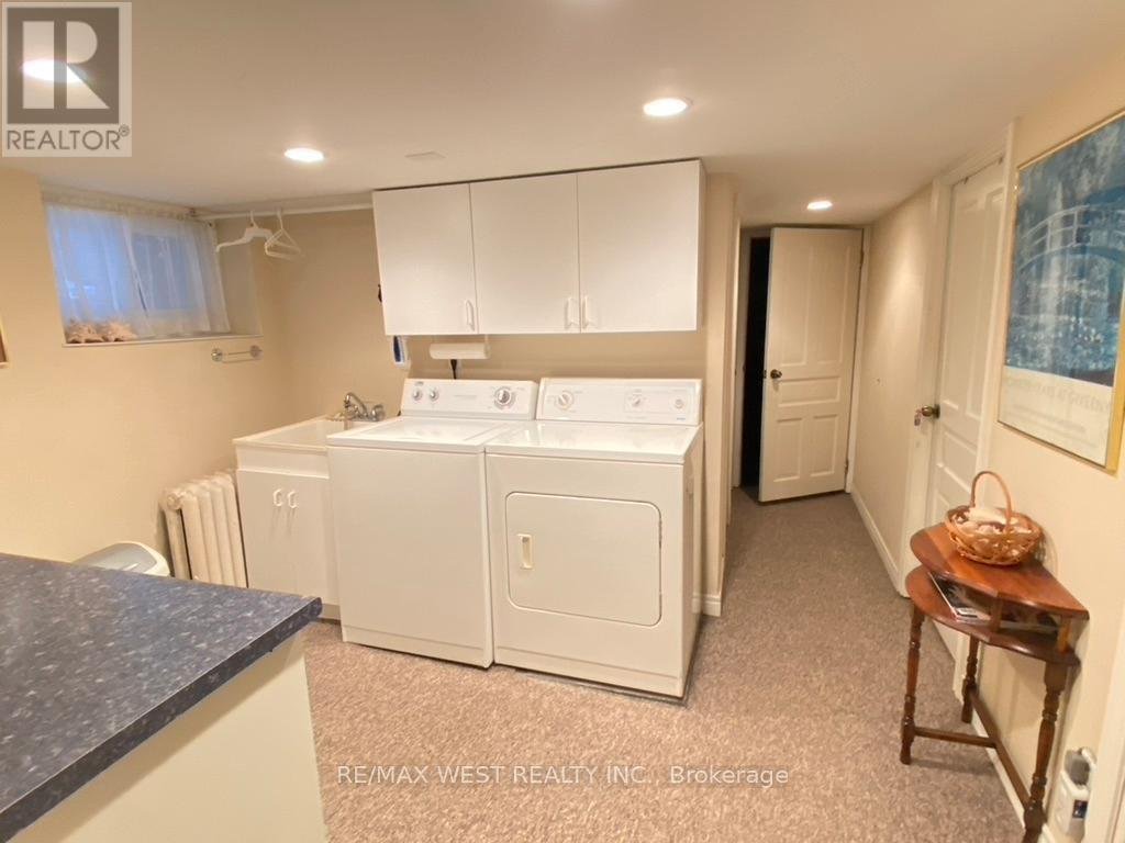 MAIN FLOOR - 305 ST CLAIR AVENUE E - Photo 18