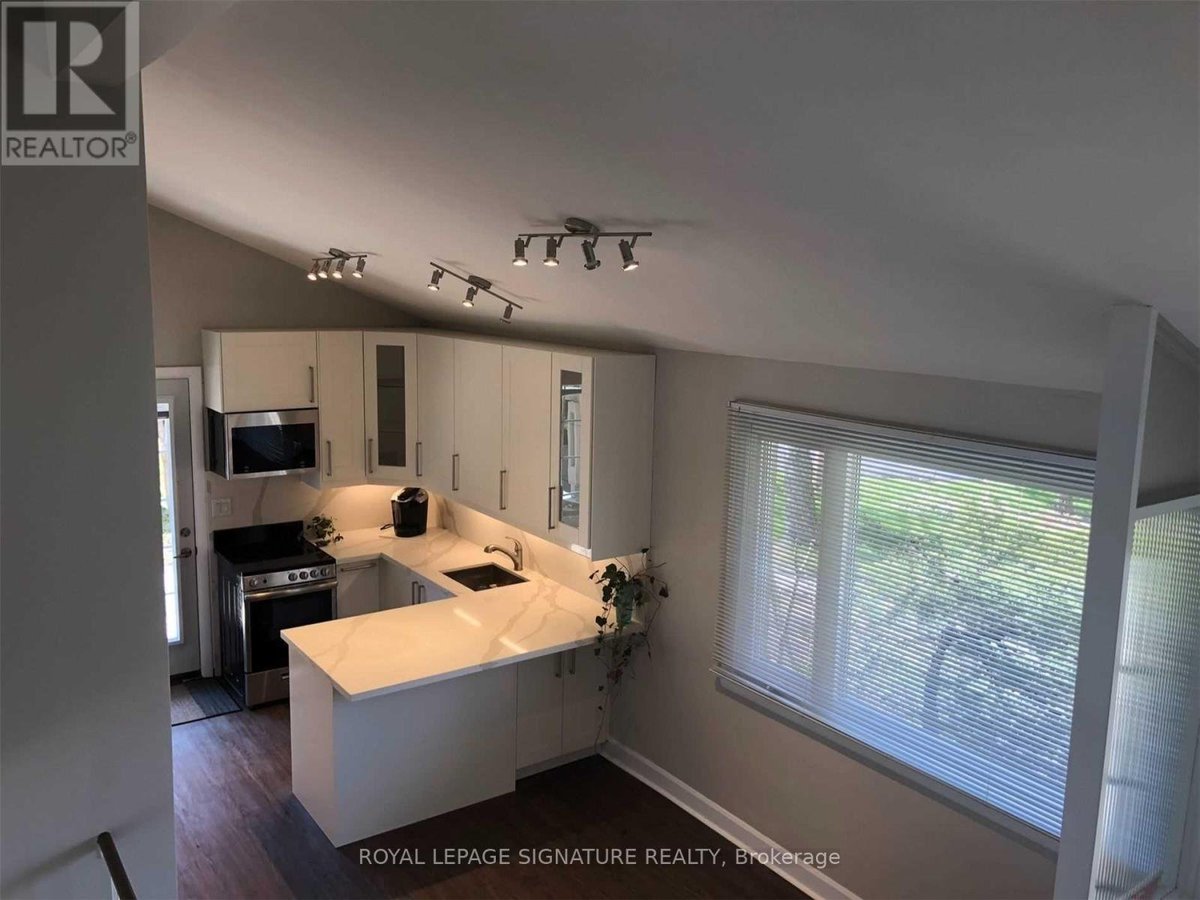 9 HEMFORD CRESCENT - Photo 4