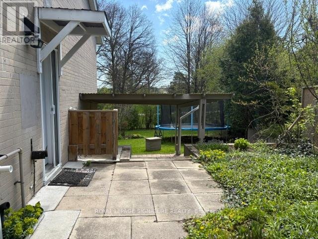9 HEMFORD CRESCENT - Photo 10
