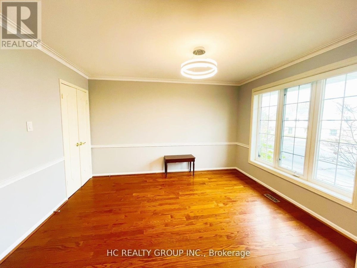 2222 KENNEDY ROAD - Photo 6