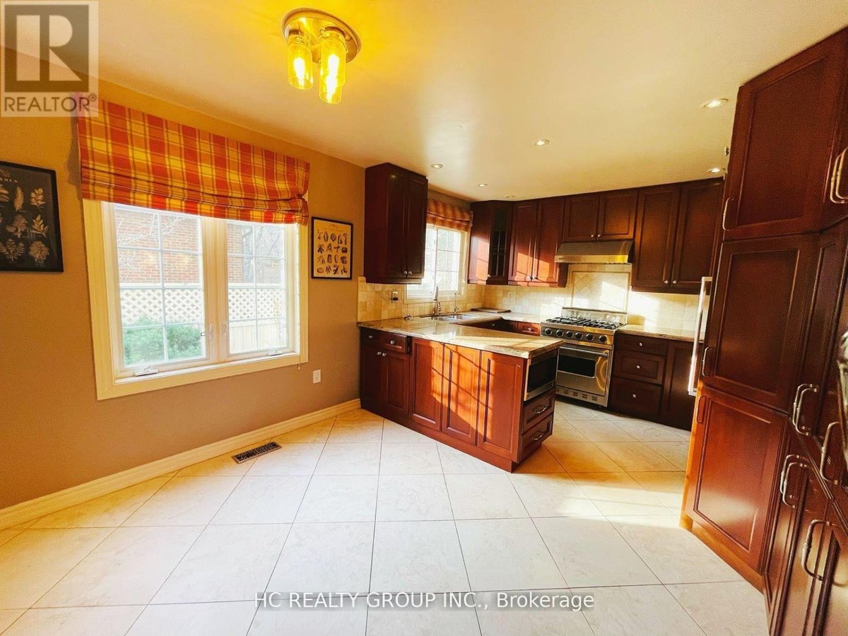 2222 KENNEDY ROAD - Photo 7