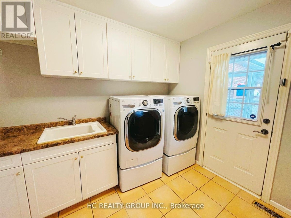 2222 KENNEDY ROAD - Photo 14