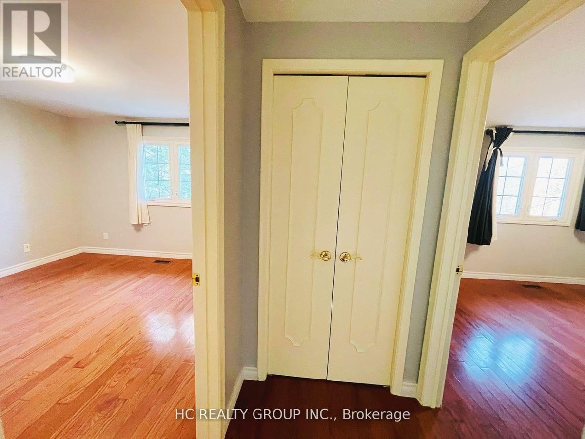 2222 KENNEDY ROAD - Photo 20