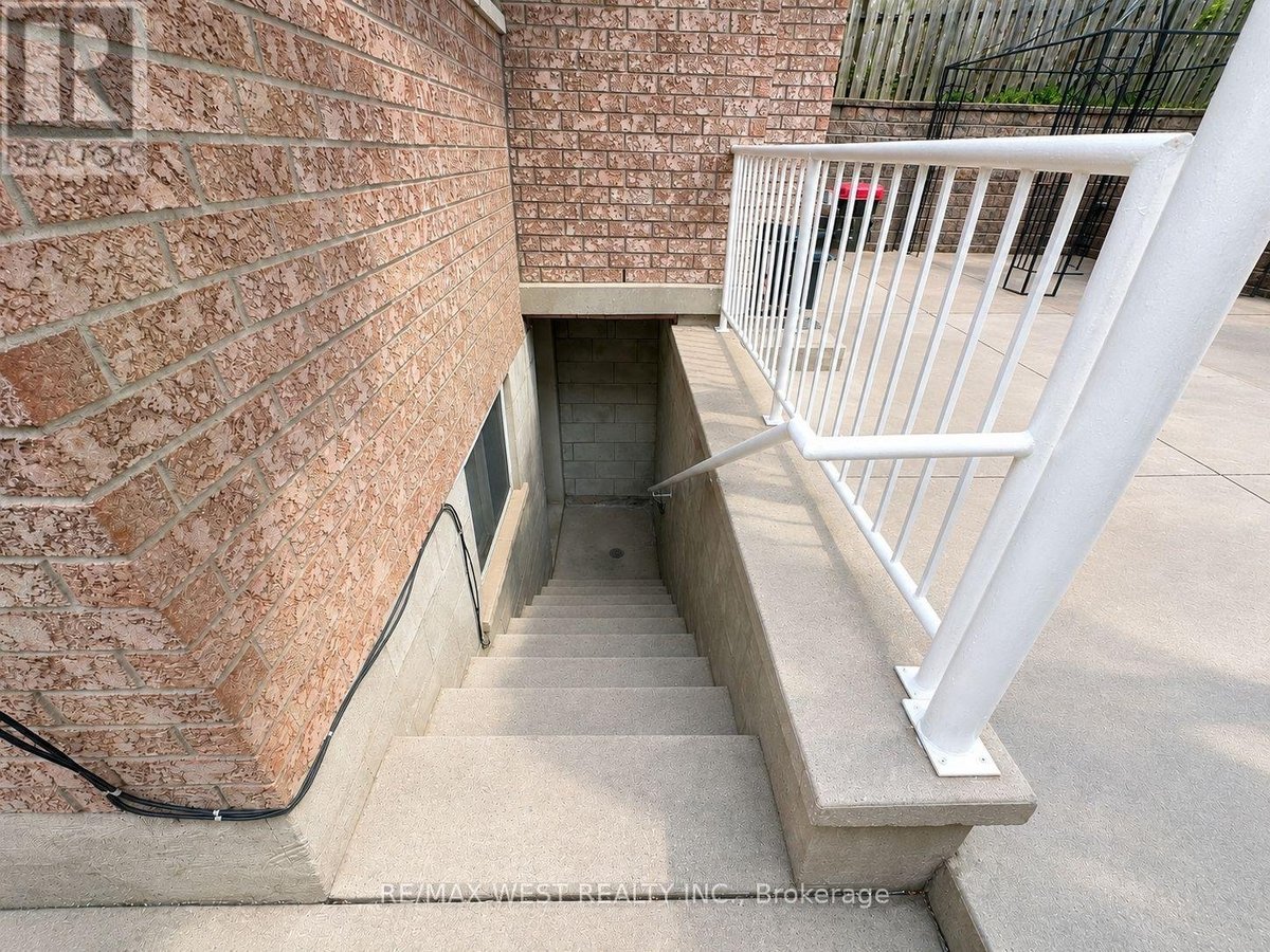 BASEMENT - 355 SILVERTHORN AVENUE - Photo 6