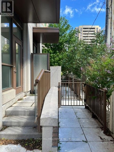 TH2 - 310 TWEEDSMUIR AVENUE - Photo 7