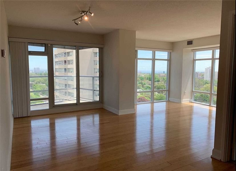 2181 Yonge Street - Photo 5