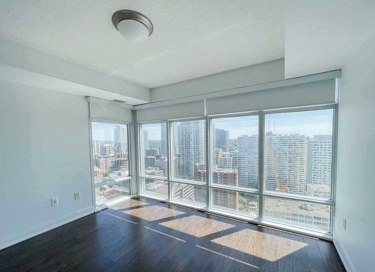 2181 Yonge Street - Photo 2