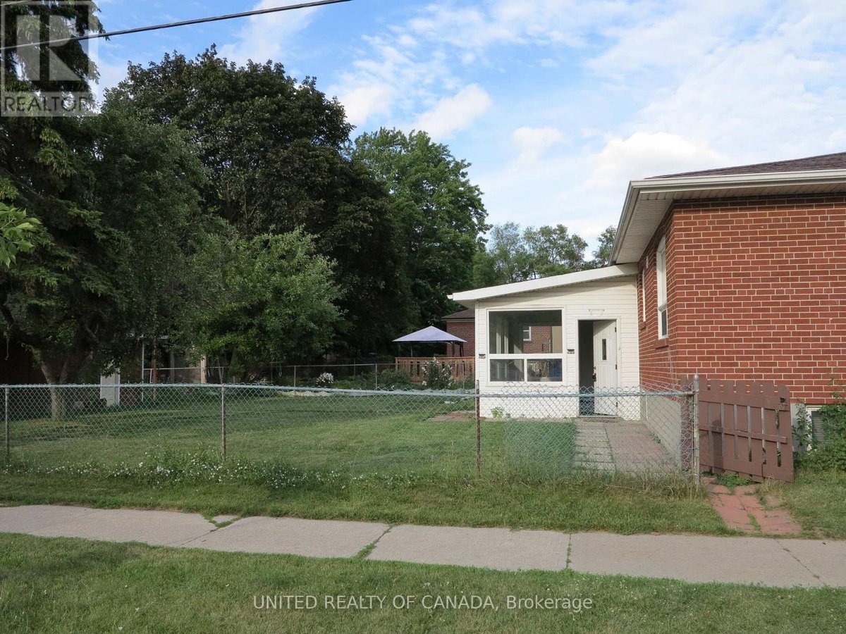 LOWER - 456 DREWRY AVENUE - Photo 2