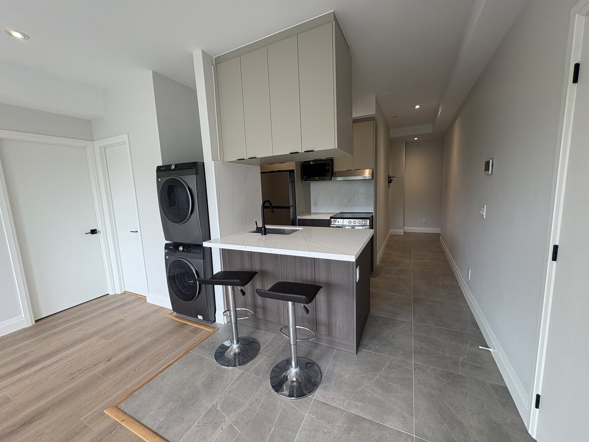 1000 Bathurst Street - Photo 2