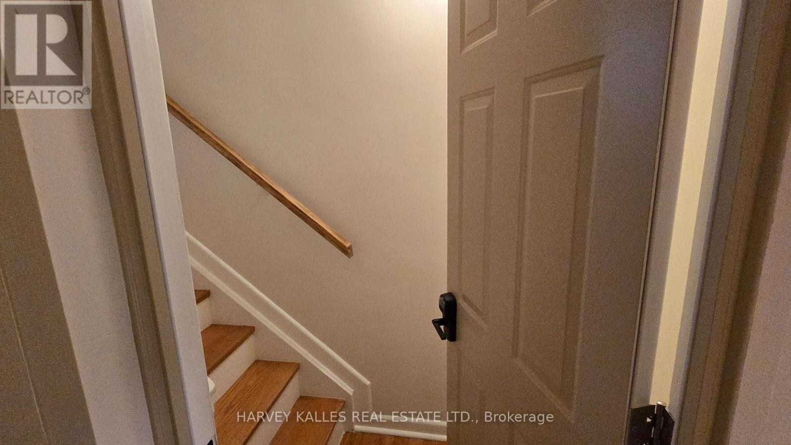 UPPER - 279 CORNELIUS PARKWAY - Photo 8