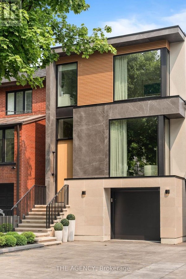 126 SHERWOOD AVENUE - Photo 1
