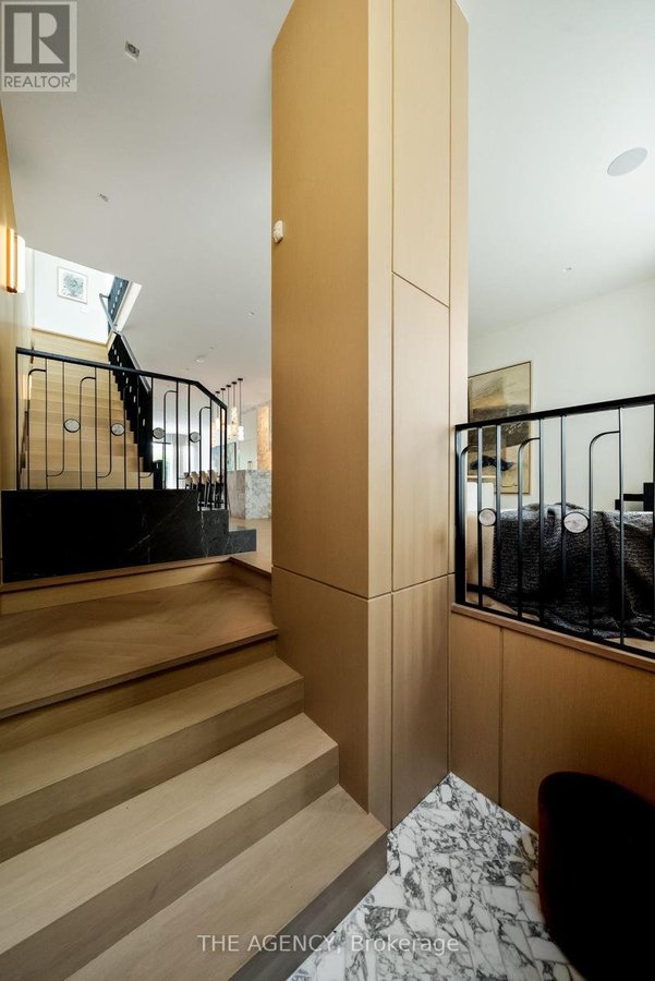 126 SHERWOOD AVENUE - Photo 3