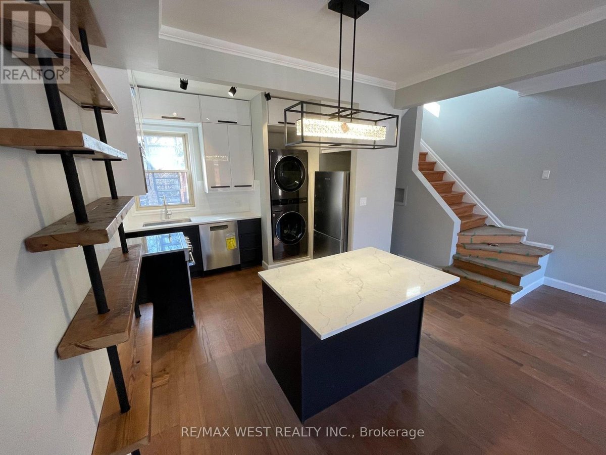 3 - 104 COWAN AVENUE - Photo 6