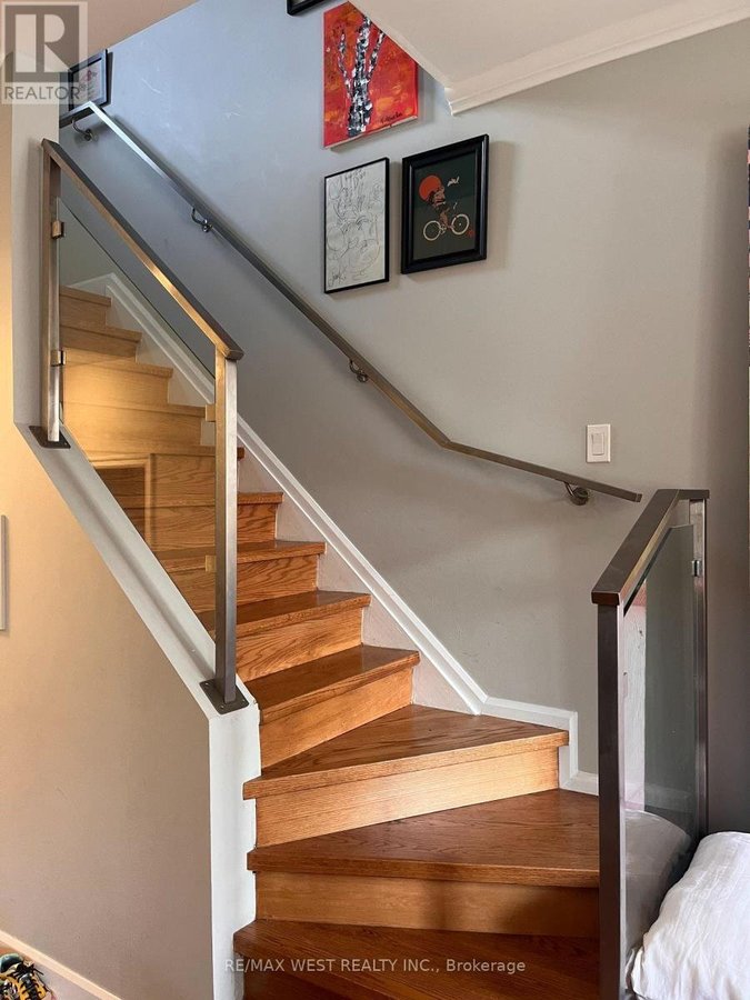 3 - 104 COWAN AVENUE - Photo 7